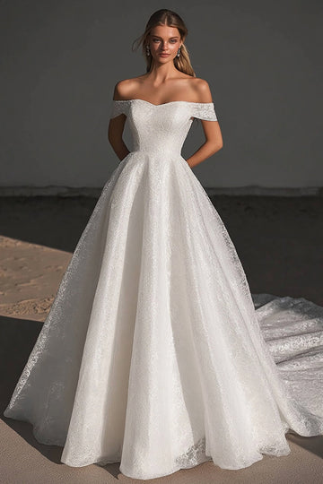 Dentelle Une ligne Épaule Dénudée Robe de mariée ivoire